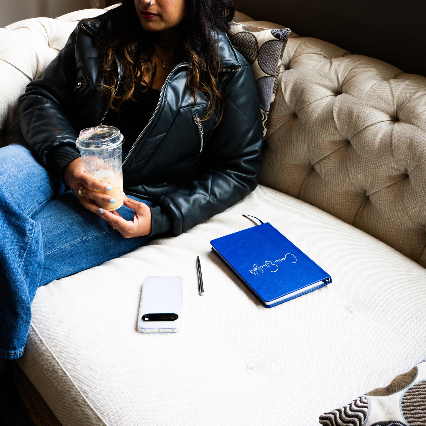 Cosmic Starlight - A Guided Healing Journal to Calm Your Mind, Clear Your Energy & Reconnect With Yourself